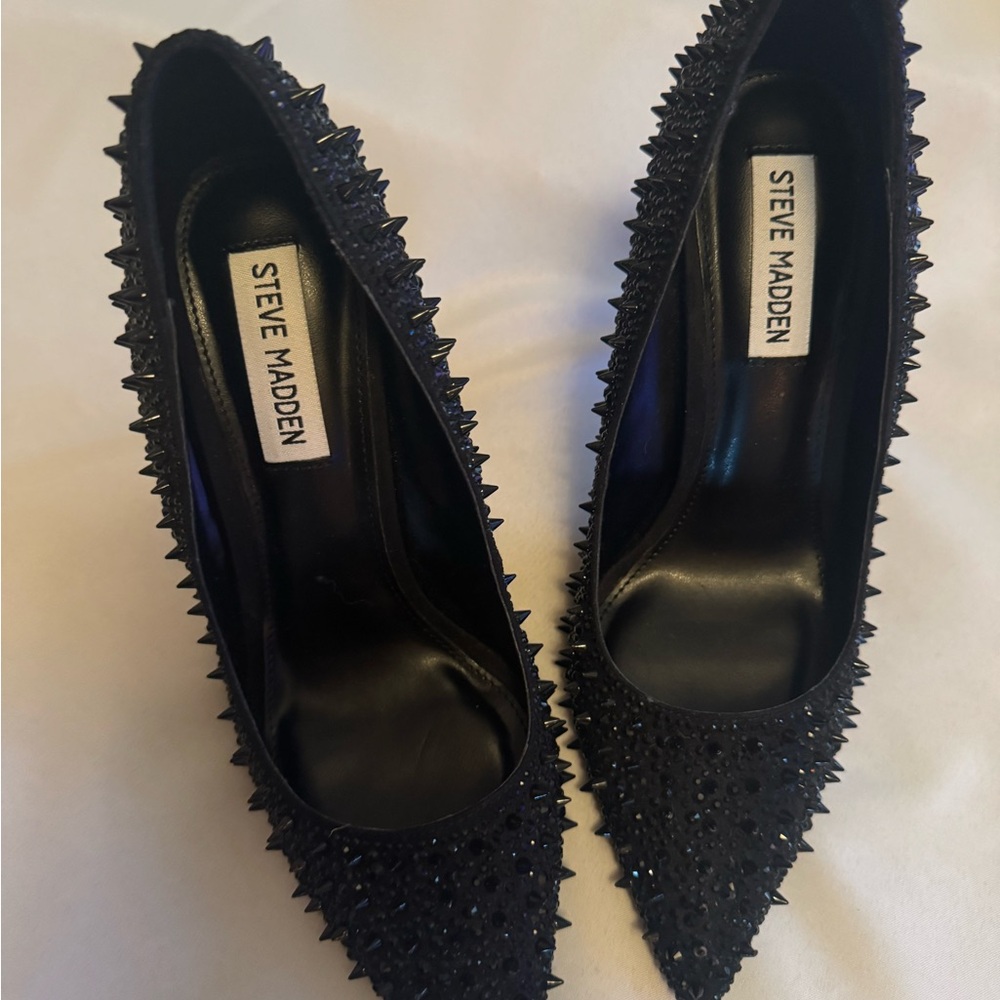 Steve Madden Black Studded Heels